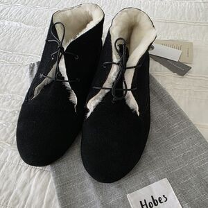 Hobes Black Suede Shearling-Lined Women's Ankle Boots Sz 8